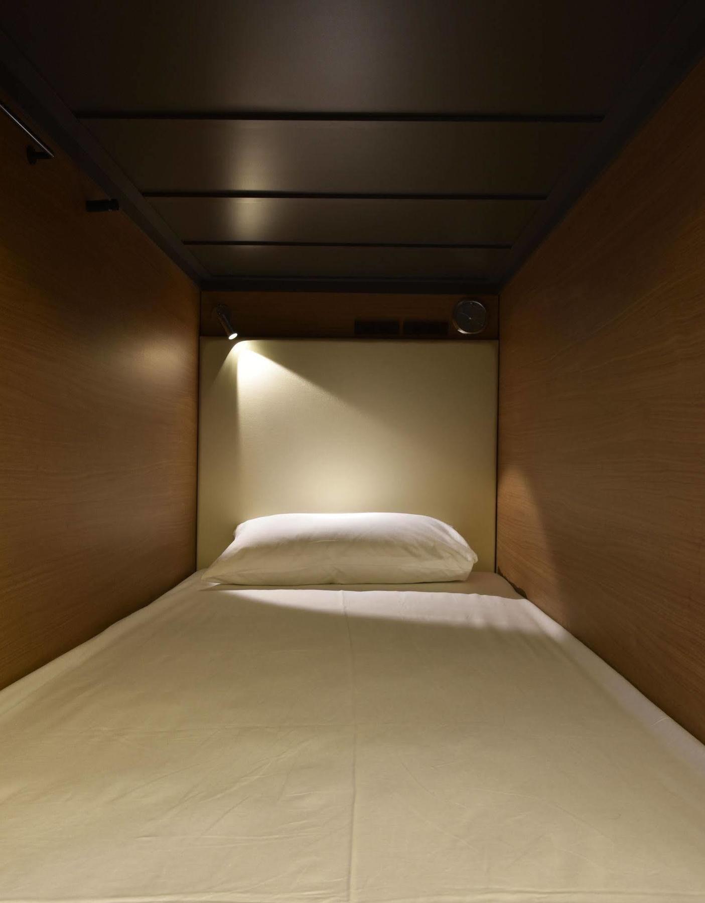 Grids Tokyo Akihabara Hotel&Hostel Exteriör bild